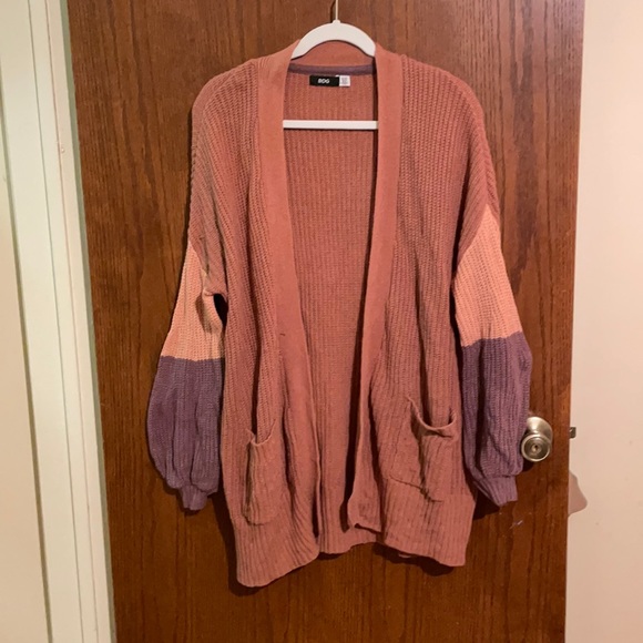 BDG Sweaters - BDG Colorblock Open Front Cardigan in Rose and Purple